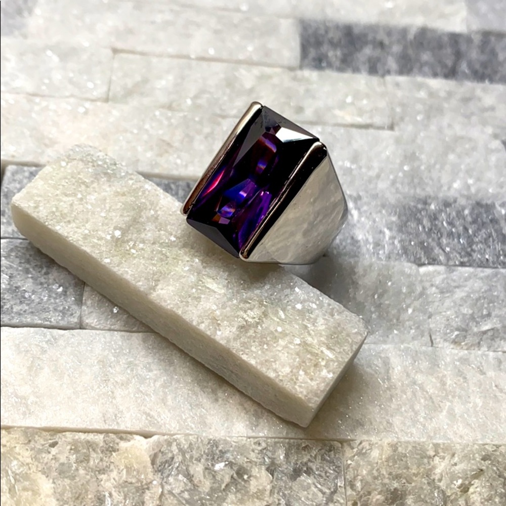 Silver an amethyst ring💜